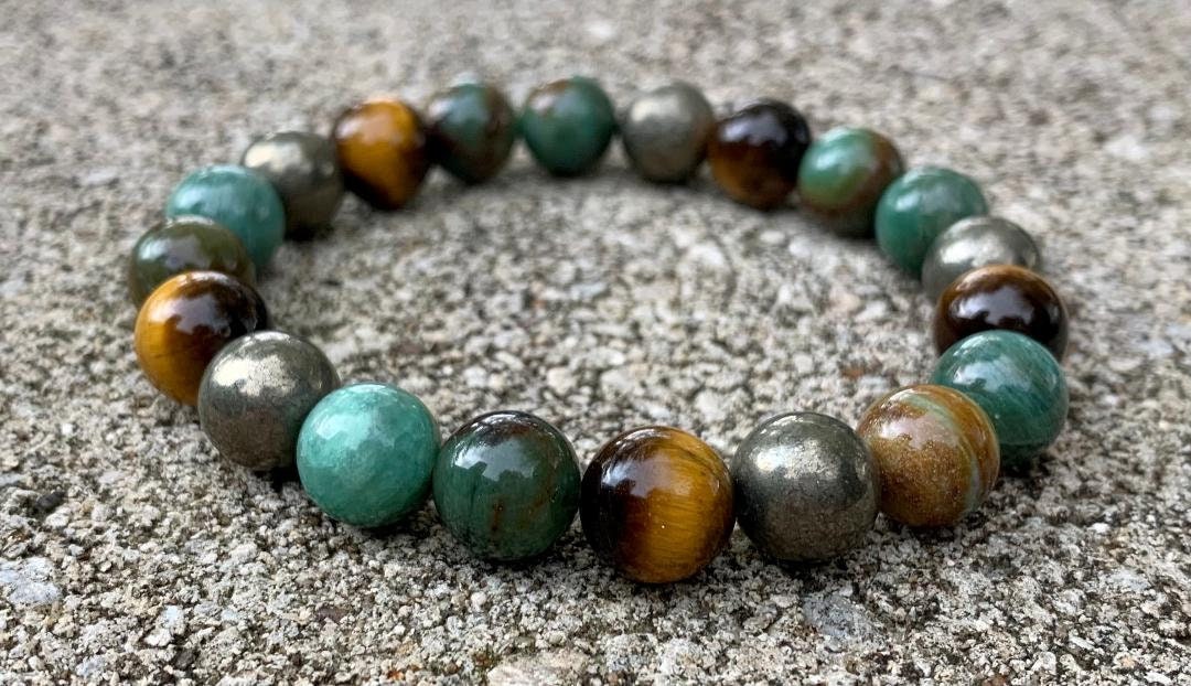 10MM Strength & Wisdom Bracelet " Dragon Heart " Courage and Protection - Self Empowerment - Crystal Healing Gemstones