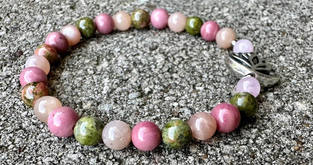 Self Love - Positive Self Image - Confidence & Emotional Healing " Love in Me " Recovery Uplifting Crystal Therapy Holistic Bracelet