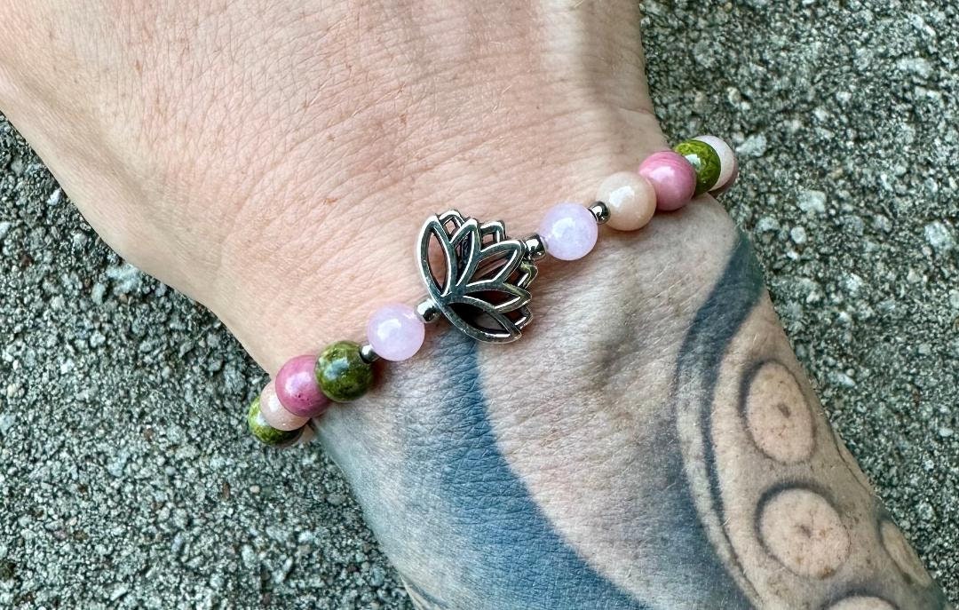 Self Love - Positive Self Image - Confidence & Emotional Healing " Love in Me " Recovery Uplifting Crystal Therapy Holistic Bracelet
