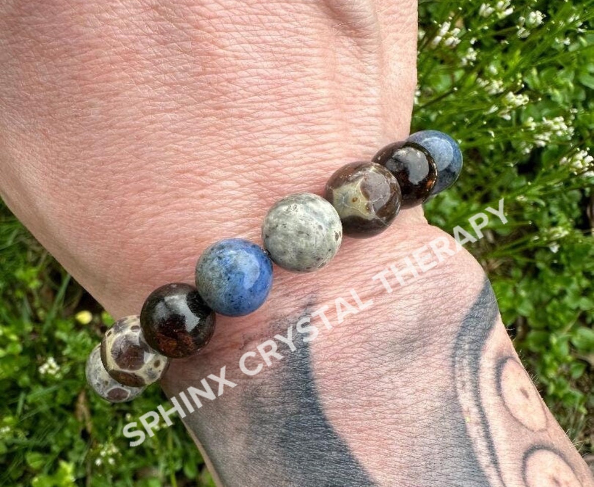10MM Intuition - Gifted Abilities - Insight " The Spirit Walkers Totem " AAA Dumortierite - Phlogopite - Crystal Healing Gemstone Bracelet
