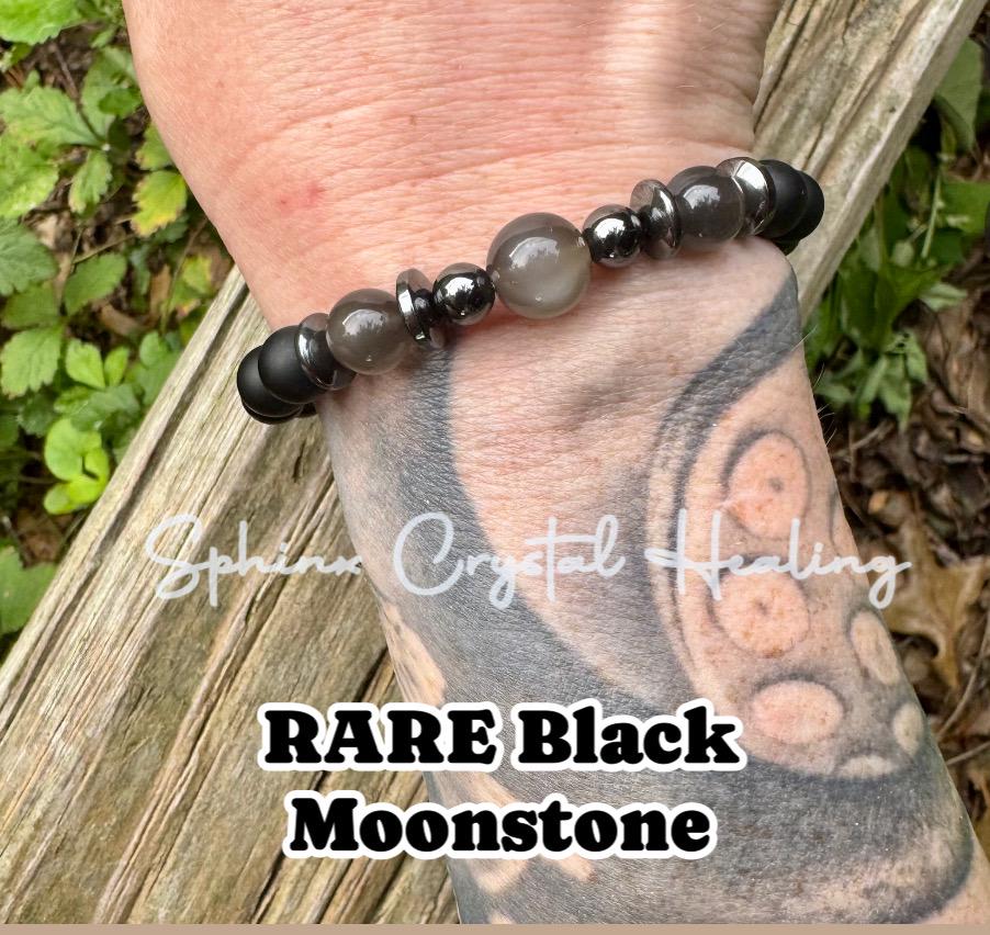 Hecate - Triple Moon Goddess " Queen Of Shadows " Spiritual Protection - High Quality Crystal Healing - Pagan Ritual - White Witch Bracelet