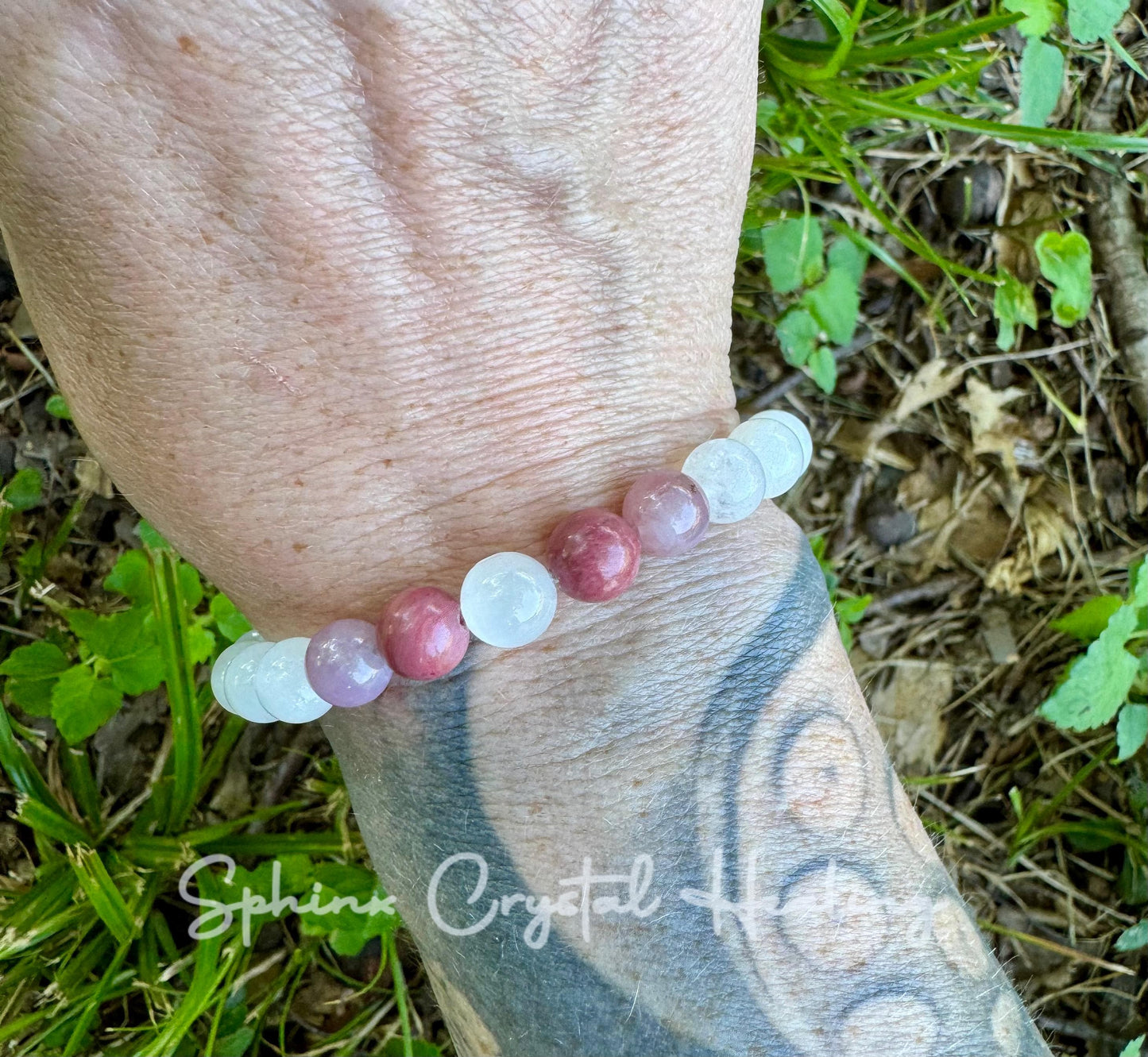 Self Love & Feminine Energy - Emotional Support " Love Boat " Aura Clearing - Moonstone - Rose Quartz - Eudialyte - Heart Healing Bracelet
