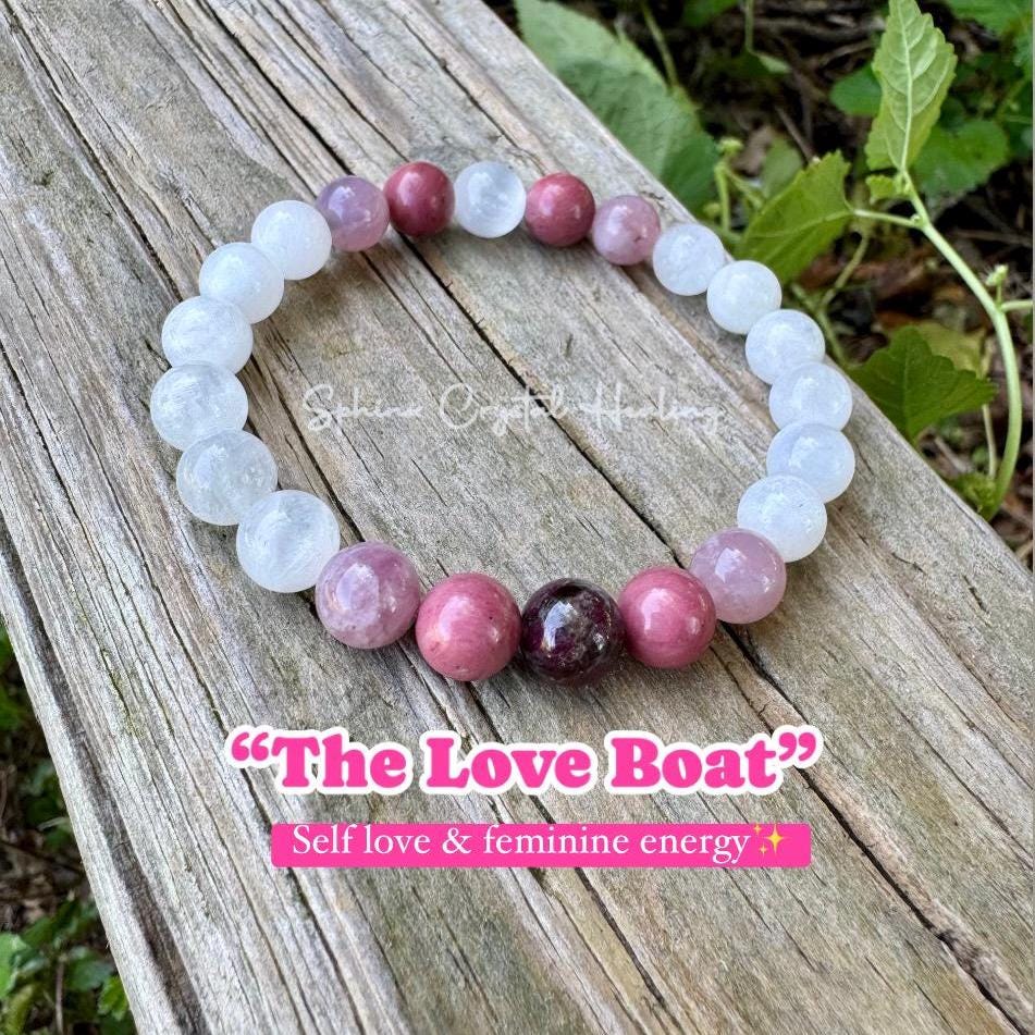 Self Love & Feminine Energy - Emotional Support " Love Boat " Aura Clearing - Moonstone - Rose Quartz - Eudialyte - Heart Healing Bracelet